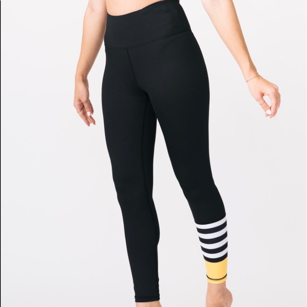 Zyia Bumblebee Light n Tight Hi-Rise 7/8 24"